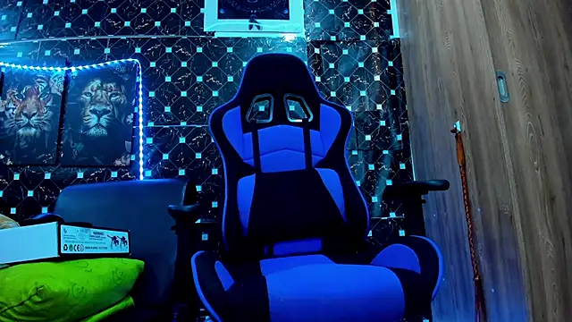 javiersexymann online show from September 24, 10:02 pm