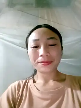 lucybaby00 online show from October 23, 9:13 pm