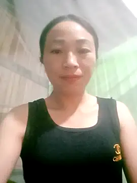 lucybaby00 online show from November 30, 10:25 pm