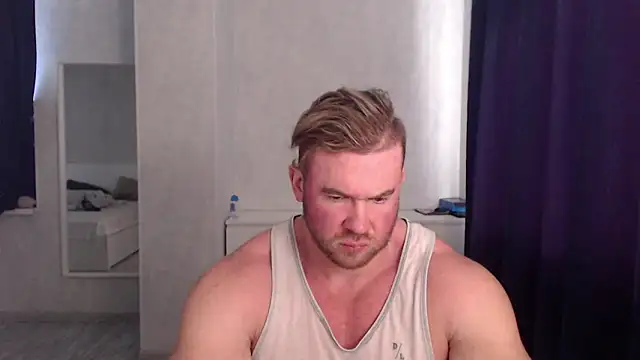 Snapshot of ThorHemsworthRU chatting on December 8, 7:58 am ThorHemsworthRU online show from December 8, 7:58 am