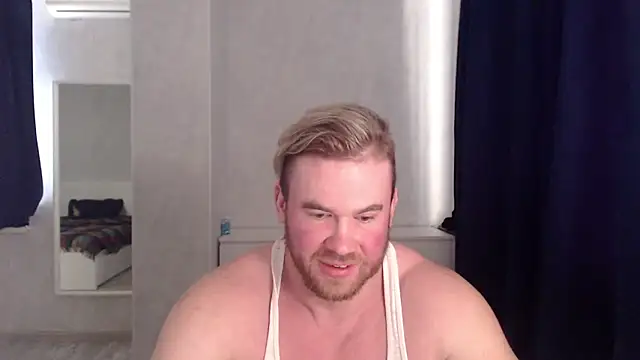 Snapshot of ThorHemsworthRU chatting on March 10, 5:33 am ThorHemsworthRU online show from March 10, 5:33 am