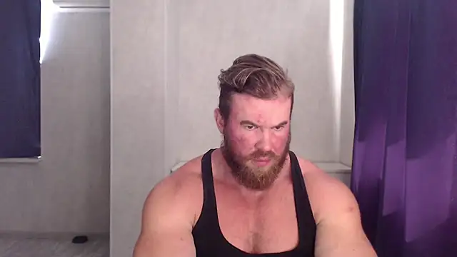 Snapshot of ThorHemsworthRU chatting on September 20, 8:15 am ThorHemsworthRU online show from September 20, 8:15 am