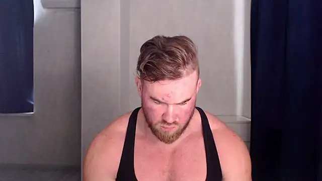 Snapshot of ThorHemsworthRU chatting on September 30, 7:35 am ThorHemsworthRU online show from September 30, 7:35 am