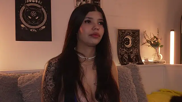 sophieee art online show from October 12, 10:42 pm