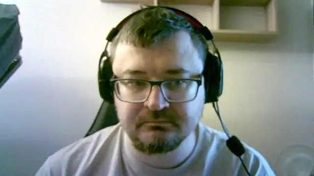 Snapshot of SirAbuser chatting on November 27, 8:05 am SirAbuser online show from November 27, 8:05 am