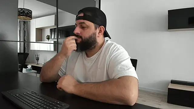 DravenPeak online show from October 15, 10:59 am