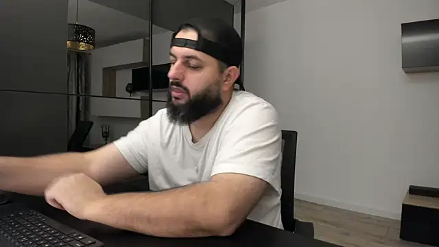 DravenPeak online show from November 4, 3:27 am