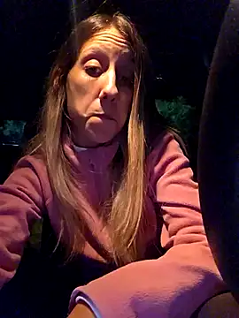 Snapshot of PetiteSecrets chatting on November 21, 6:28 pm PetiteSecrets online show from November 21, 6:28 pm