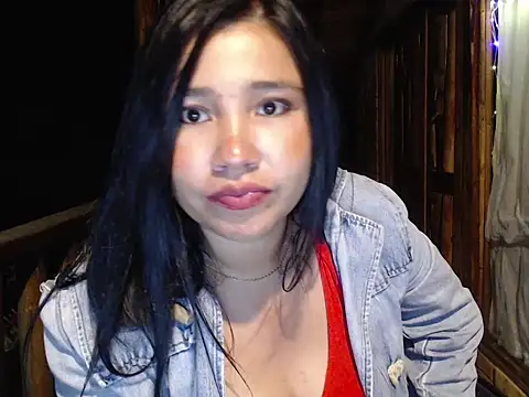 Snapshot of magiadeisis chatting on October 5, 12:20 am magiadeisis online show from October 5, 12:20 am