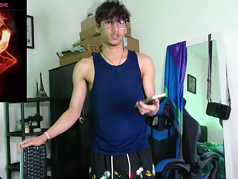 Snapshot of Gael_Jones chatting on September 17, 4:03 am Gael Jones online show from September 17, 4:03 am