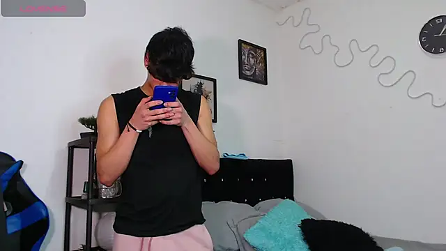 Snapshot of Gael_Jones chatting on October 26, 4:51 am Gael Jones online show from October 26, 4:51 am