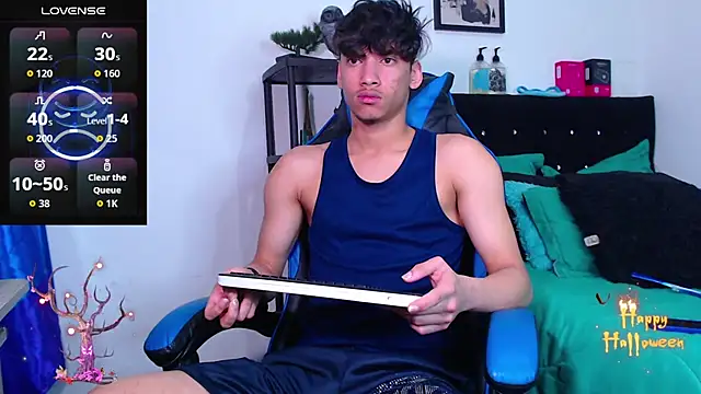 Snapshot of Gael_Jones chatting on October 30, 4:25 am Gael Jones online show from October 30, 4:25 am