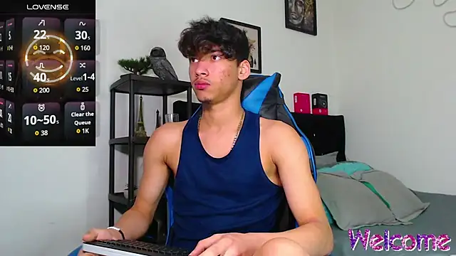 Snapshot of Gael_Jones chatting on November 6, 4:46 am Gael Jones online show from November 6, 4:46 am