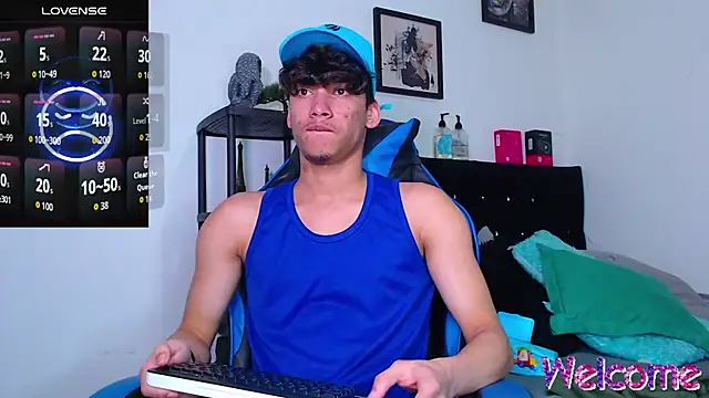 Snapshot of Gael_Jones chatting on November 20, 2:45 am Gael Jones online show from November 20, 2:45 am