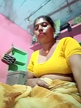 Snapshot of sanjna_sharmaa chatting on September 18, 3:03 pm sanjna sharmaa online show from September 18, 3:03 pm