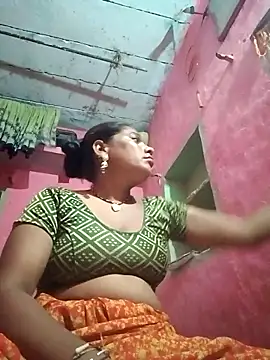 Snapshot of sanjna_sharmaa chatting on September 27, 3:17 pm sanjna sharmaa online show from September 27, 3:17 pm