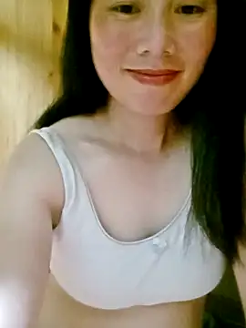 Snapshot of LyyChac chatting on September 12, 1:44 pm LyyChac online show from September 12, 1:44 pm