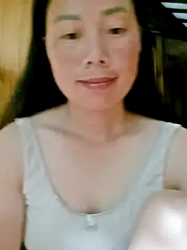 Snapshot of LyyChac chatting on September 14, 7:57 pm LyyChac online show from September 14, 7:57 pm