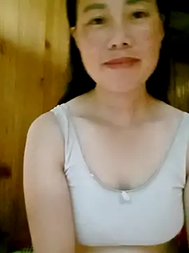 Snapshot of LyyChac chatting on September 16, 2:12 am LyyChac online show from September 16, 2:12 am