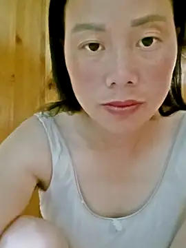 Snapshot of LyyChac chatting on September 18, 5:53 am LyyChac online show from September 18, 5:53 am