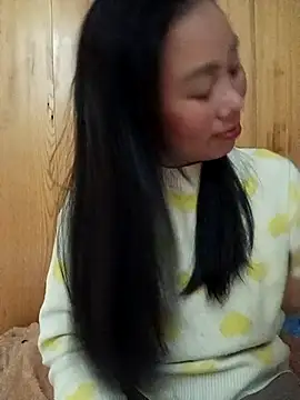 Snapshot of LyyChac chatting on December 14, 11:48 am LyyChac online show from December 14, 11:48 am