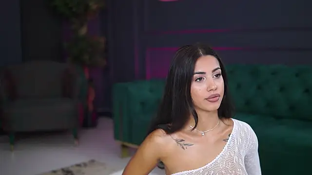 Snapshot of SiennaRuh chatting on September 18, 11:01 am SiennaRuh online show from September 18, 11:01 am