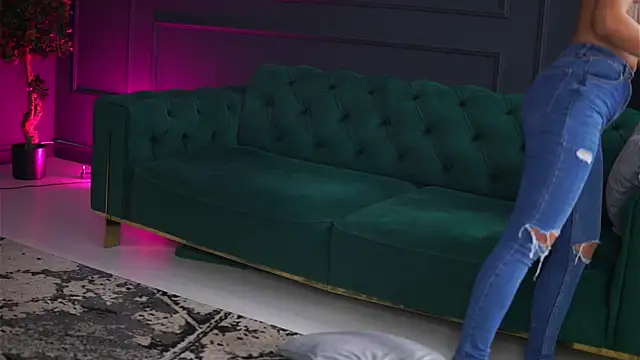 Snapshot of SiennaRuh chatting on September 29, 10:31 am SiennaRuh online show from September 29, 10:31 am