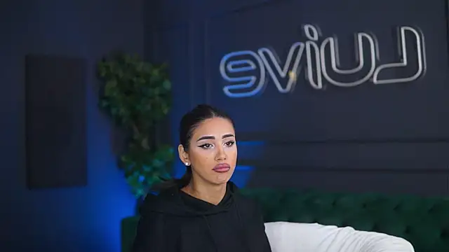 Snapshot of SiennaRuh chatting on October 11, 10:36 am SiennaRuh online show from October 11, 10:36 am