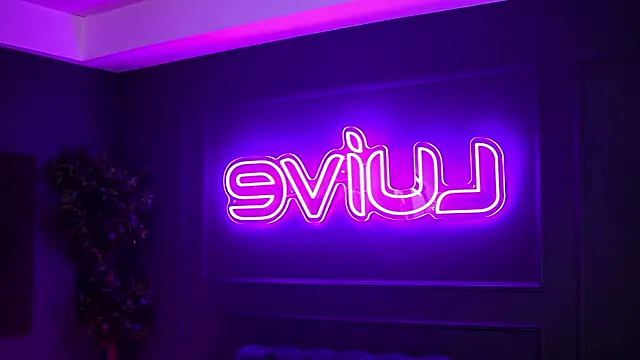 Snapshot of SiennaRuh chatting on October 28, 11:25 am SiennaRuh online show from October 28, 11:25 am