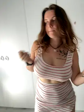 TenderLaGlamor online show from September 24, 10:18 am