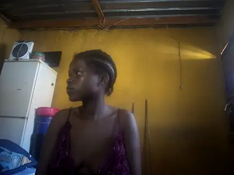 Caramelchick01 online show from October 9, 6:55 am