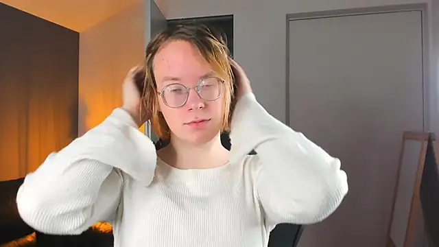 Snapshot of Amanda_Butlerr chatting on October 4, 10:35 am Amanda Butlerr online show from October 4, 10:35 am