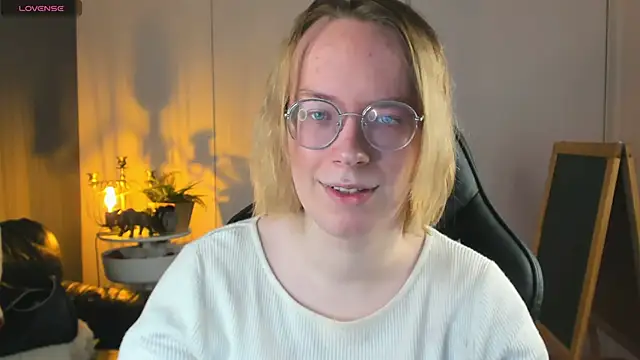 Snapshot of Amanda_Butlerr chatting on October 30, 9:55 am Amanda Butlerr online show from October 30, 9:55 am