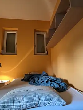 Snapshot of Raveman chatting on September 30, 1:27 pm Raveman online show from September 30, 1:27 pm