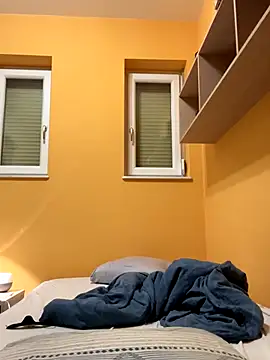 Snapshot of Raveman chatting on November 6, 6:09 pm Raveman online show from November 6, 6:09 pm