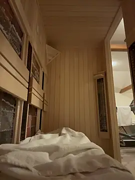 Snapshot of Raveman chatting on November 20, 5:56 pm Raveman online show from November 20, 5:56 pm