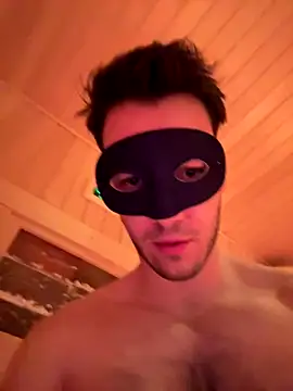 Snapshot of Raveman chatting on December 14, 6:12 pm Raveman online show from December 14, 6:12 pm