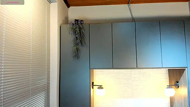 AustinJones  online show from November 2, 7:49 pm