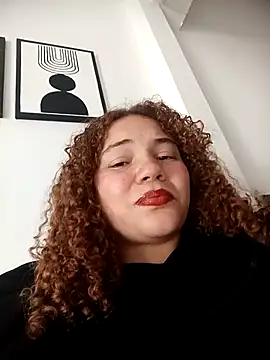 SirenRouge 69 online show from October 28, 8:44 pm