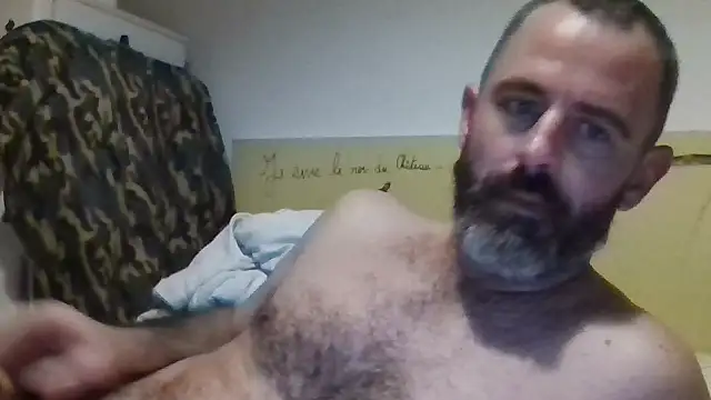 whatYwantMorrre online show from October 3, 7:44 pm