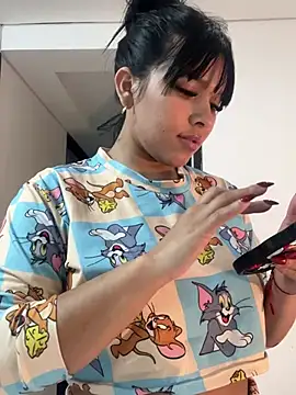 BrendaCrean online show from March 18, 6:15 pm