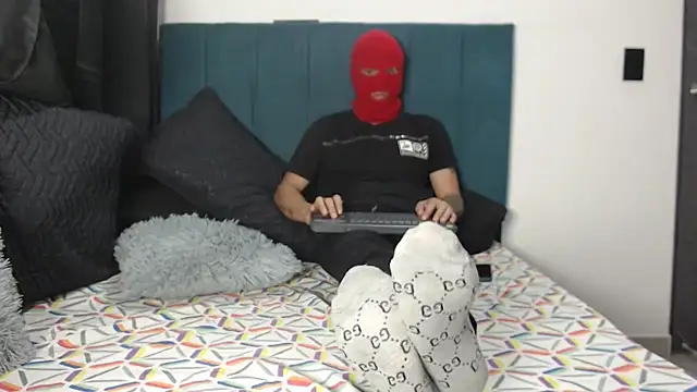 Snapshot of Warmteam777 chatting on September 27, 12:26 am Warmteam777 online show from September 27, 12:26 am