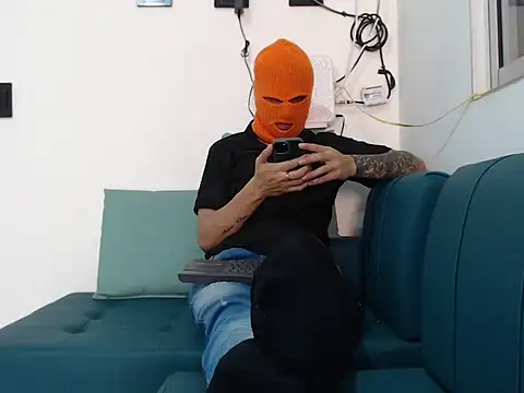 Snapshot of Warmteam777 chatting on September 28, 3:06 pm Warmteam777 online show from September 28, 3:06 pm