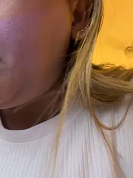 Lucy Milf 474 online show from September 12, 12:05 pm