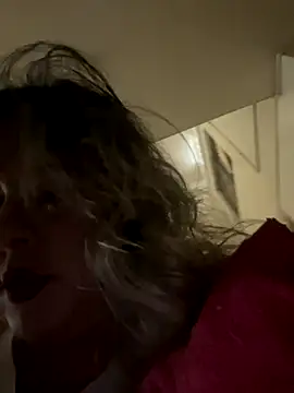 Lucy Milf 474 online show from November 12, 11:43 am