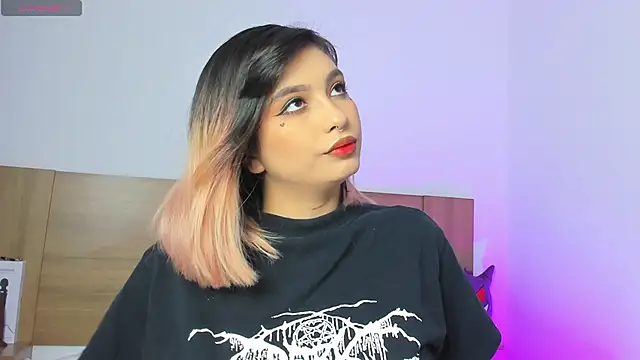 Akatsumi  online show from October 15, 9:37 pm