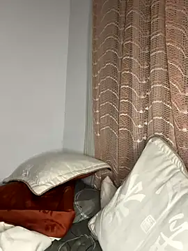 Snapshot of Rouse_contreras_2841 chatting on October 1, 8:20 am Rouse contreras 2841 online show from October 1, 8:20 am