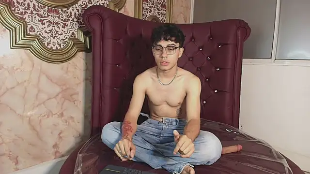 Dani rivass online show from September 17, 11:23 am