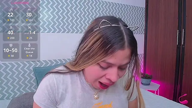 CataleyaWilson369 online show from October 4, 5:55 pm