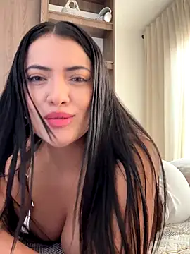 Snapshot of Lu090_ chatting on October 17, 2:41 pm Lu090 online show from October 17, 2:41 pm